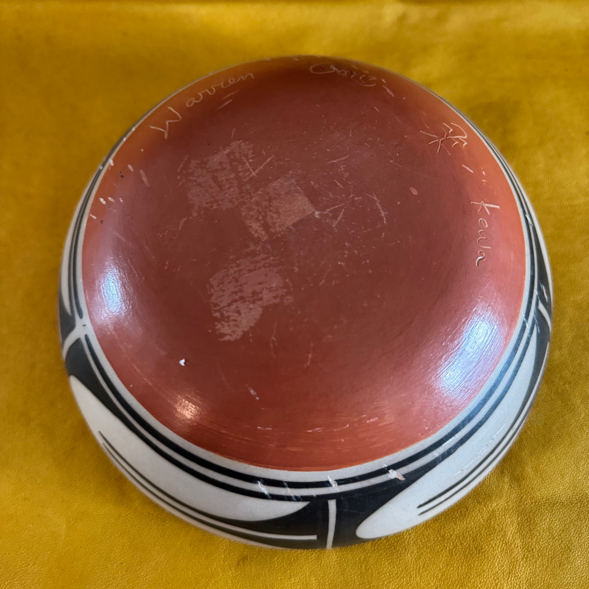 Santo Domingo Polychrome Vintage Bowl By Artist Warren Coriz