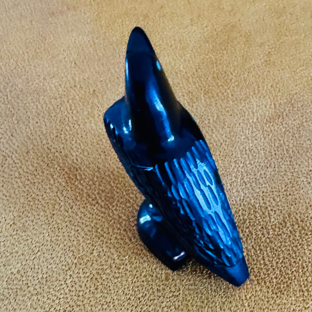 Zuni Hand-Carved Raven Fetish